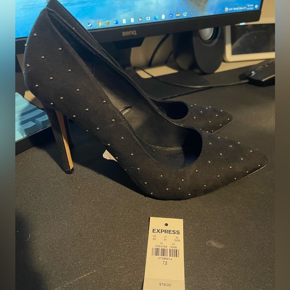 Black Express Pumps. Suede Material with Metal Dot Accents - Woman’s US 7.5 -NWT - Picture 2 of 5